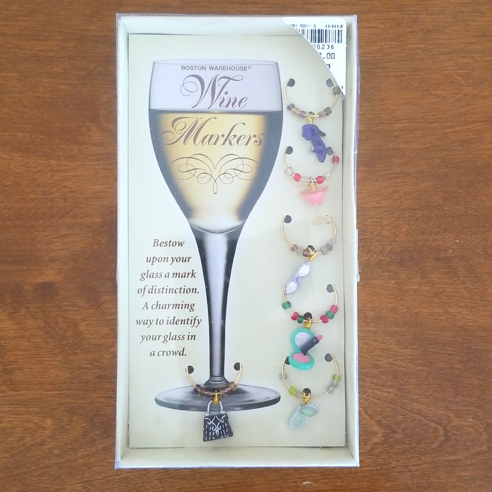 Boston Warehouse Girls Night Out Wine Charms NIB